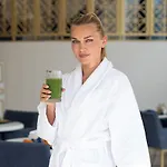 Hotel Medworld Health & Rehabilitation Center Rixos