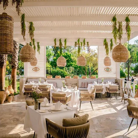 Medworld Health & Rehabilitation Center Rixos 5*