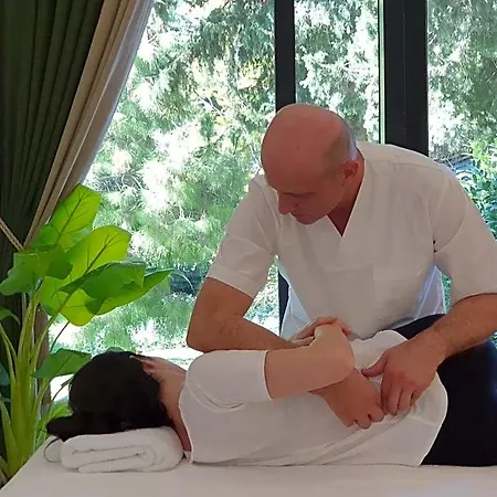 Hotel Medworld Health & Rehabilitation Center Rixos