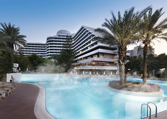 Medworld Health & Rehabilitation Center Rixos מלון 5*